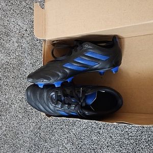 Adidas Goletto VIII FG boys Soccer Cleats with Umbro shin guards.
